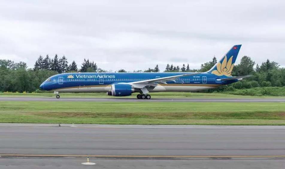 Vietnam Airlines flight makes emergency landing in Azerbaijan